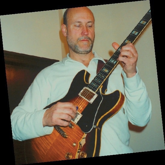 John Scofield mit seiner 1981er Ibanez AS200.