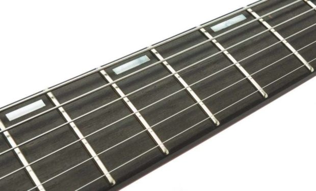 Ebenholzgriffbrett mit „Offset Block Inlays“