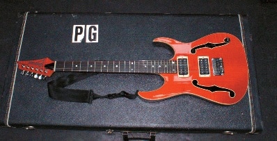 Paul-Gilbert-Gitarre-3