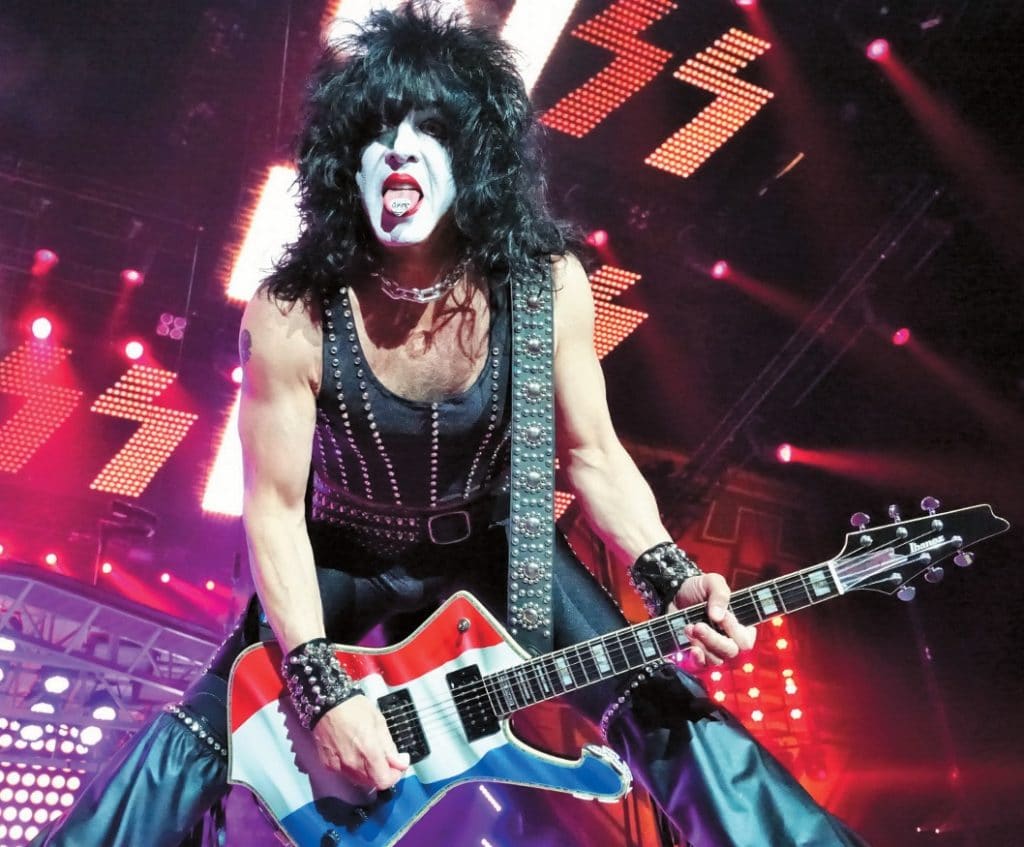 Tommy-Thayer-12